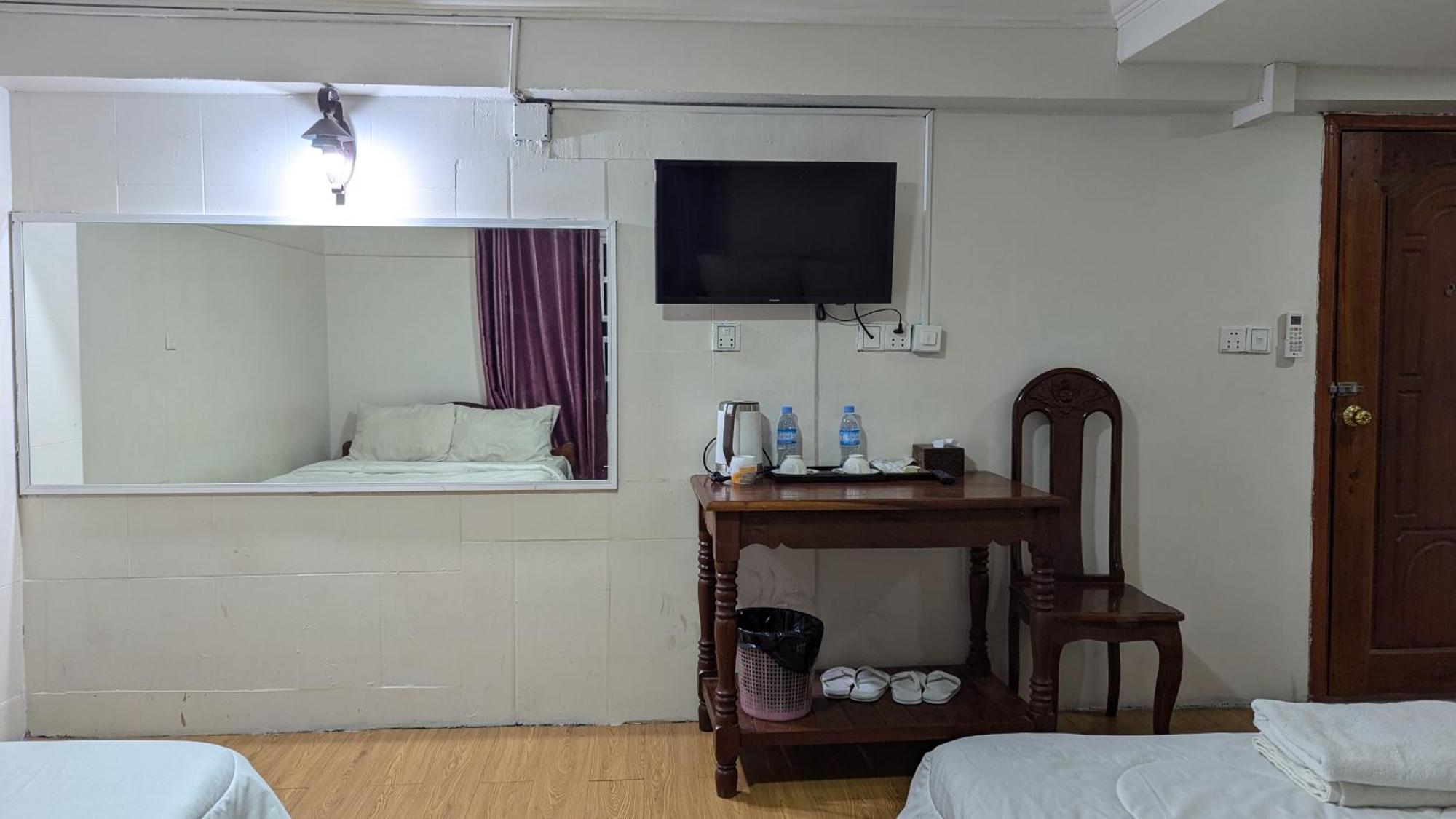 Hotel Empire House, Phnom Penh Esterno foto